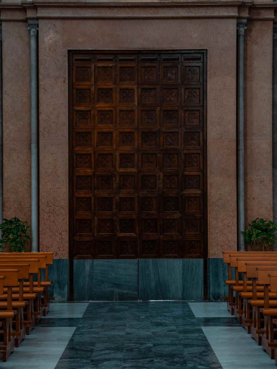 Portone della Chiesa di Sant'Apollinare a Sassari