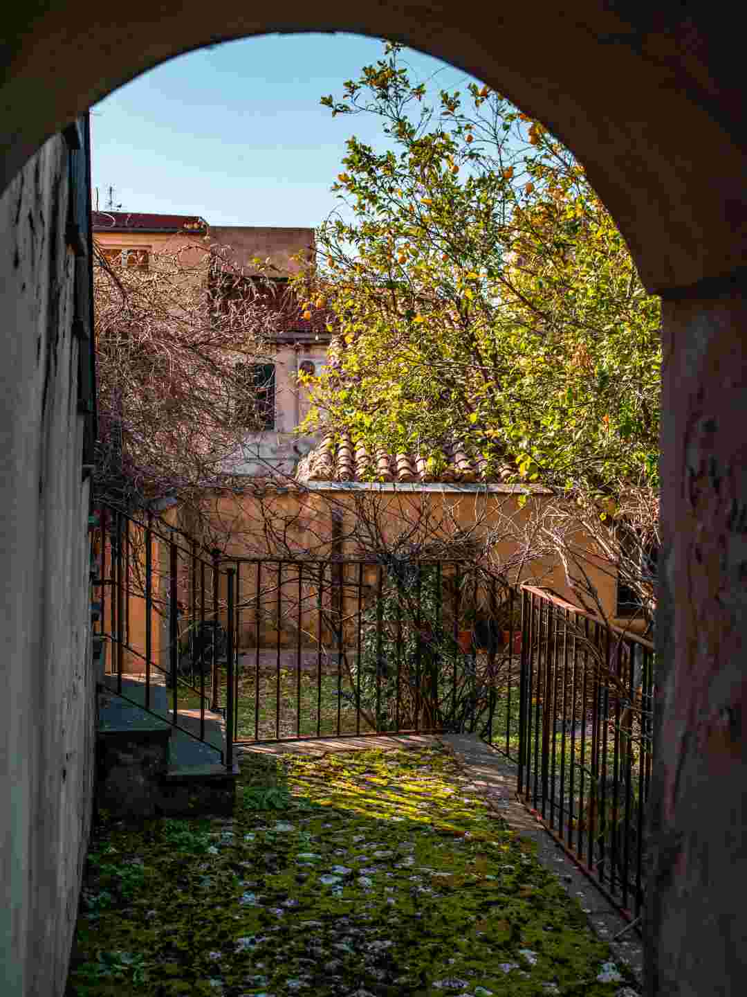 Cortile interno di Palazzo dell’Infermeria San Pietro a Sassari