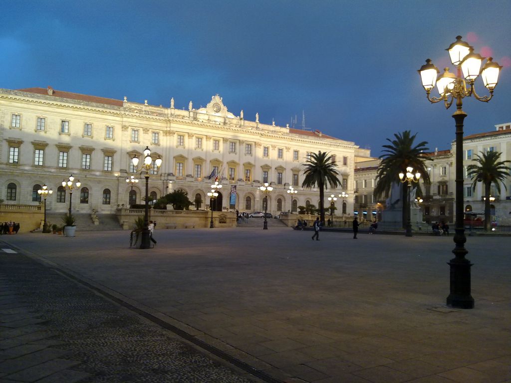 Piazza d&#039;Italia, il salotto di Sassari