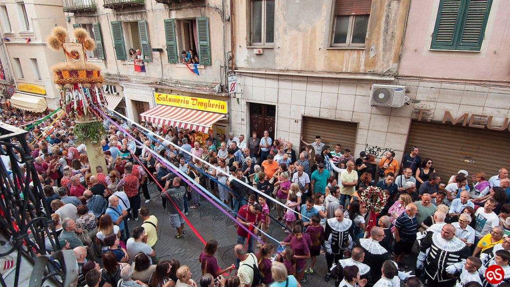 THE DESCENT OF THE CANDLESTICKS: A UNESCO CULTURAL HERITAGE